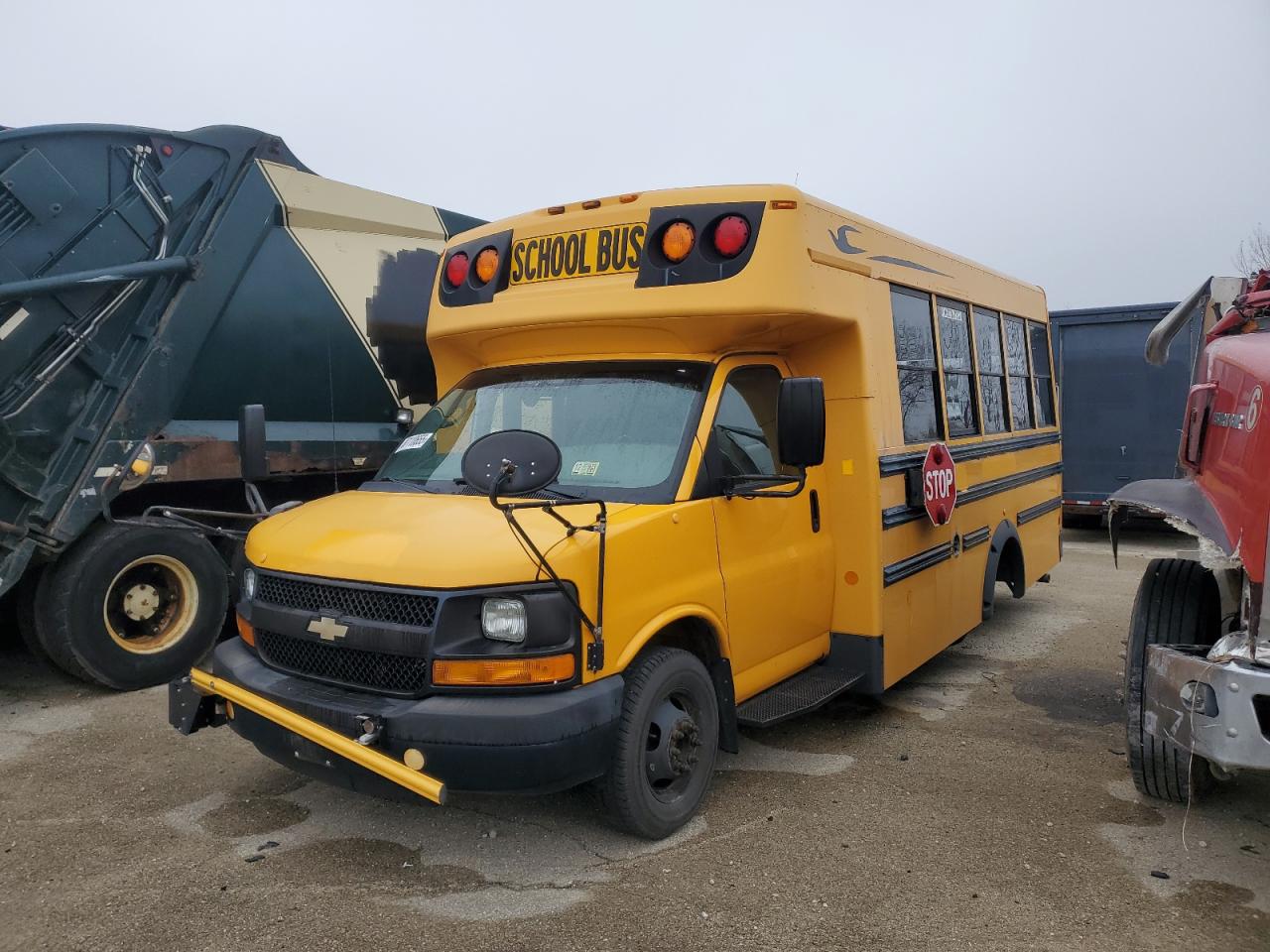 2013 CHEV EXPRESS