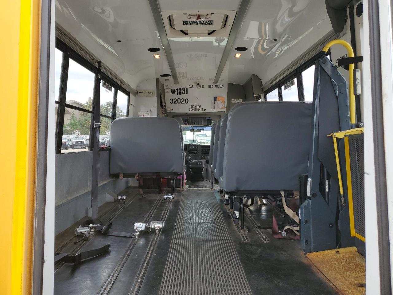 2013 CHEV EXPRESS