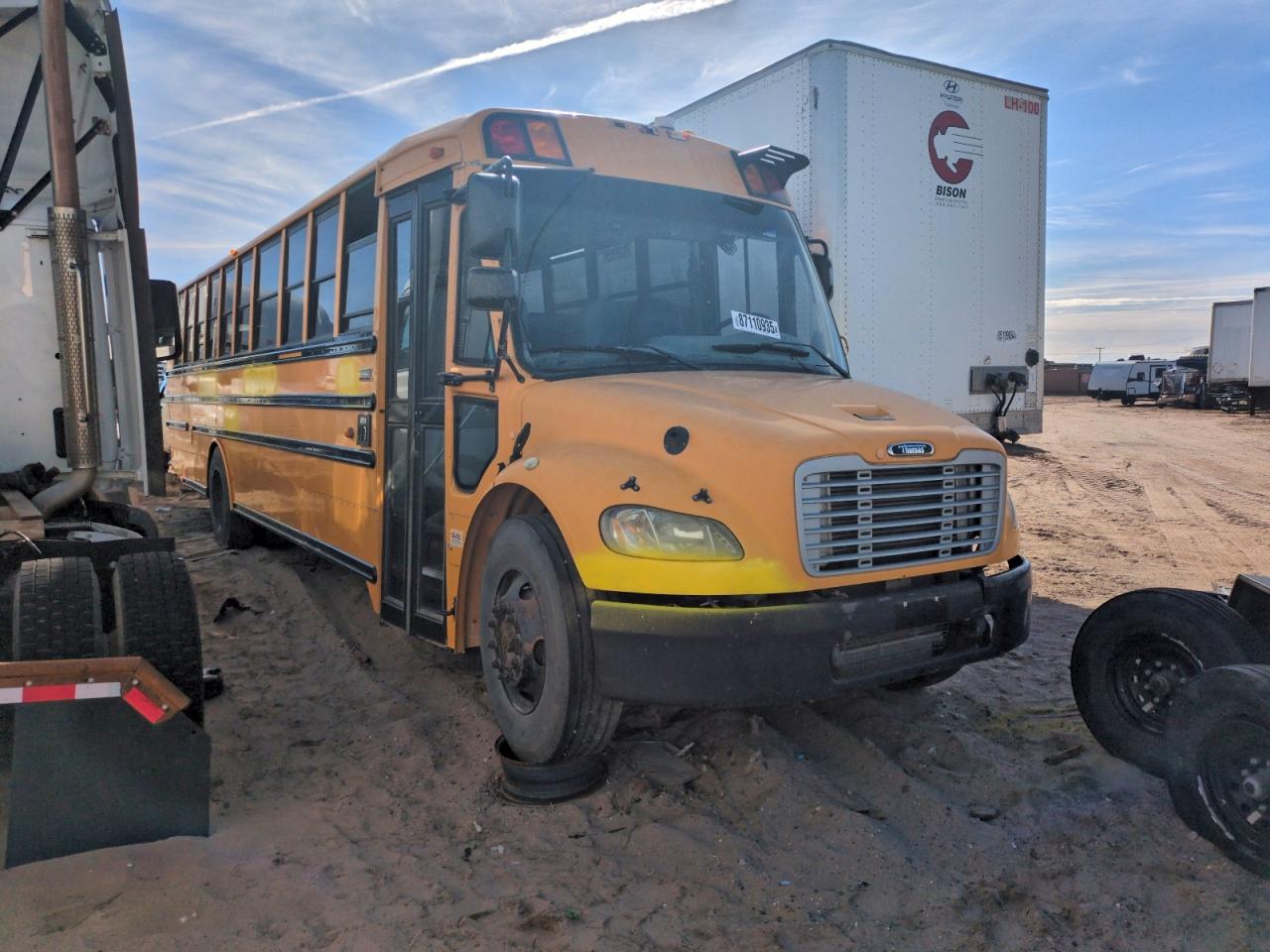2011 FREIGHTLINER SAF-T-LINE