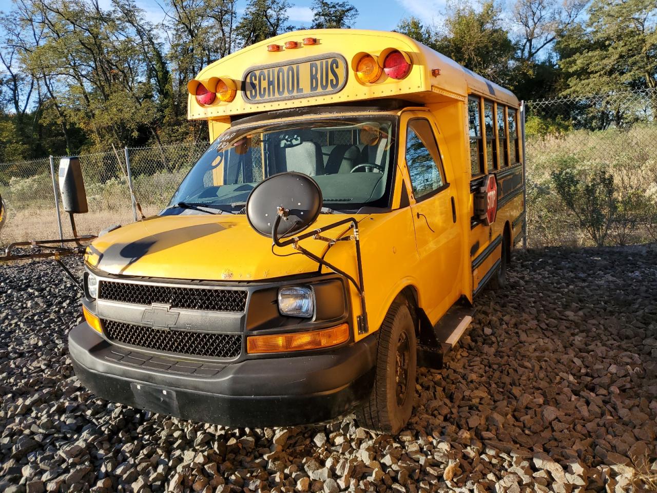 2012 THOM BUS