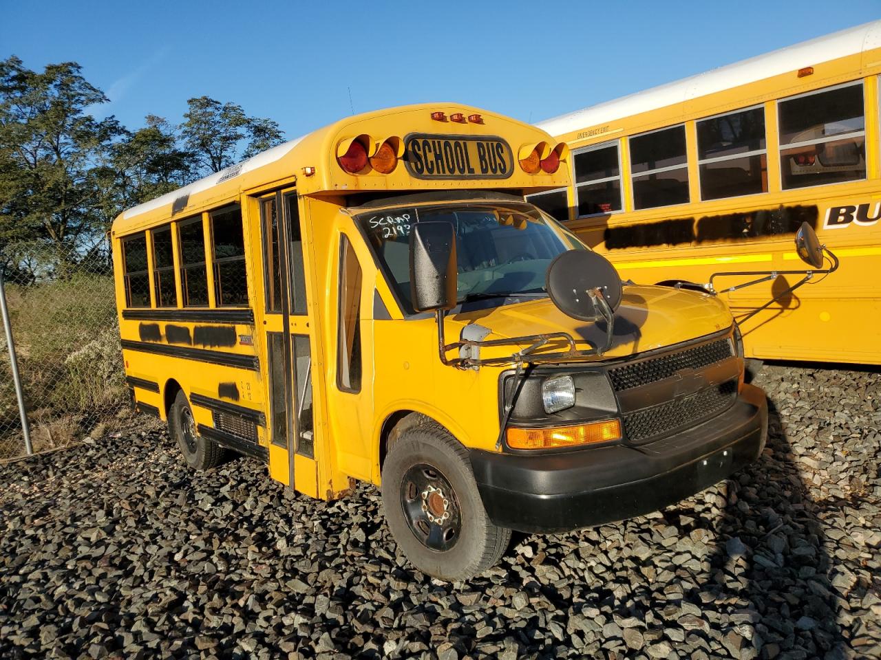 2012 THOM BUS