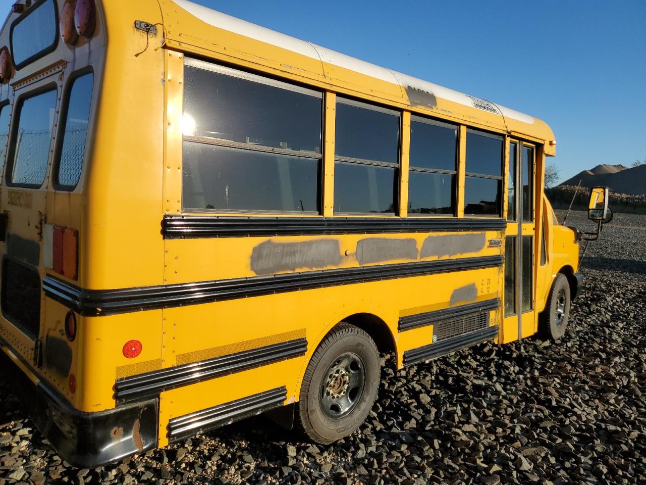 2012 THOM BUS