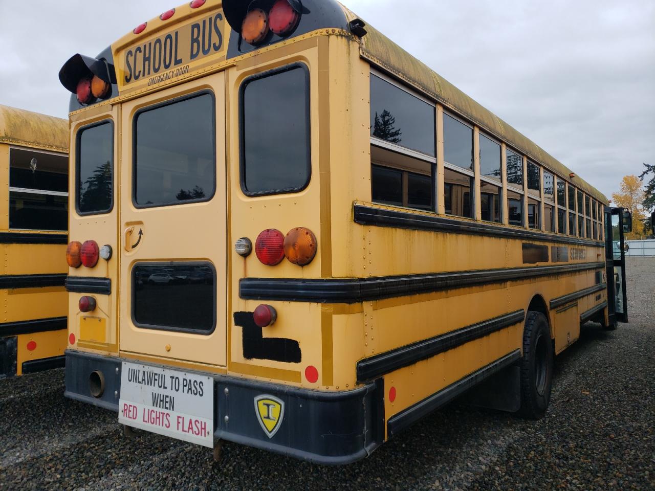 2009 IC CORPORATION CE SERIES