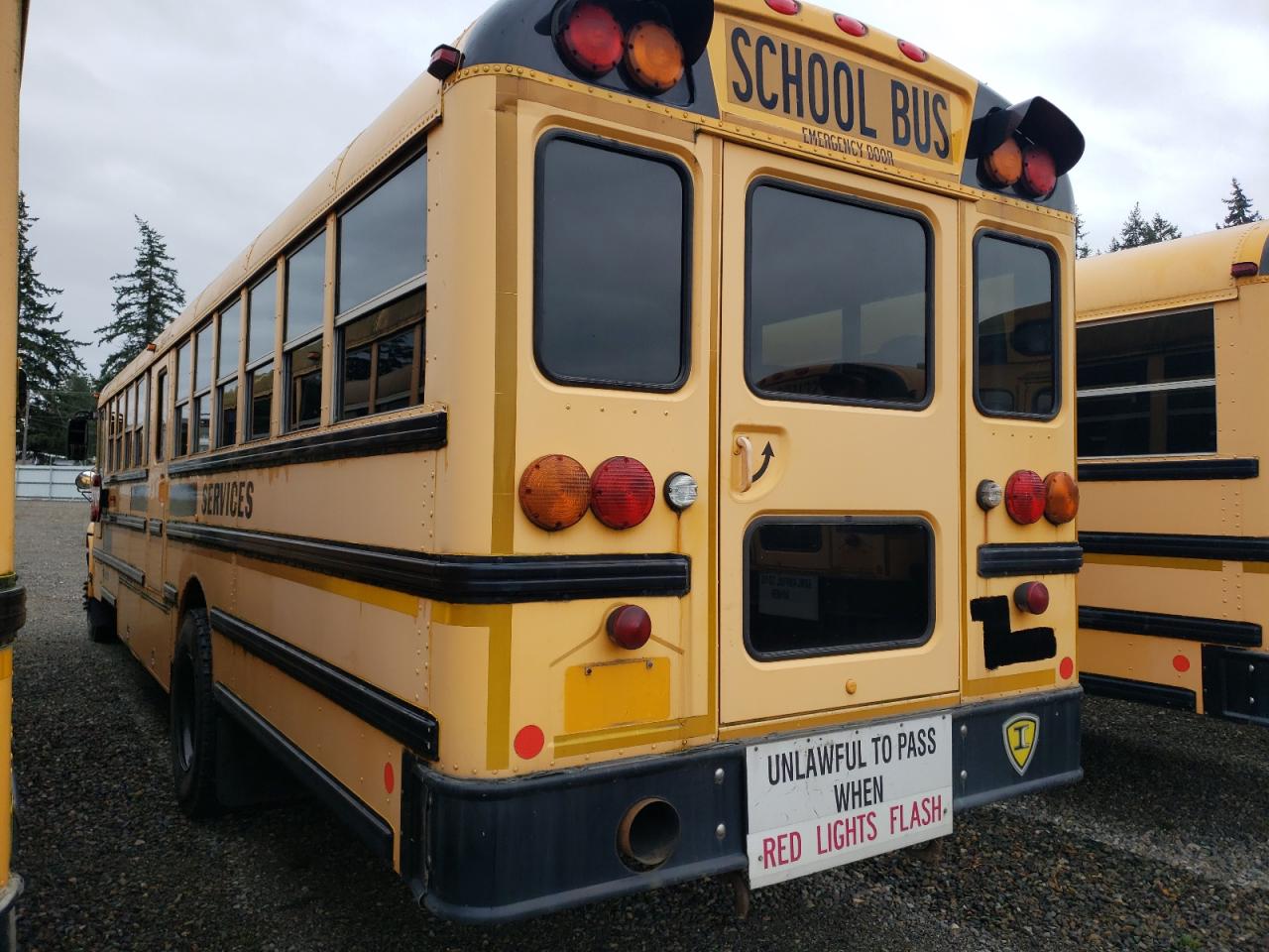 2009 IC CORPORATION CE SERIES