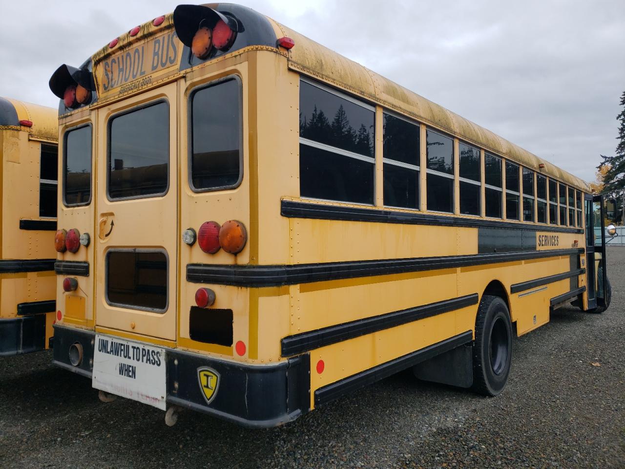 2009 IC CORPORATION CE SERIES