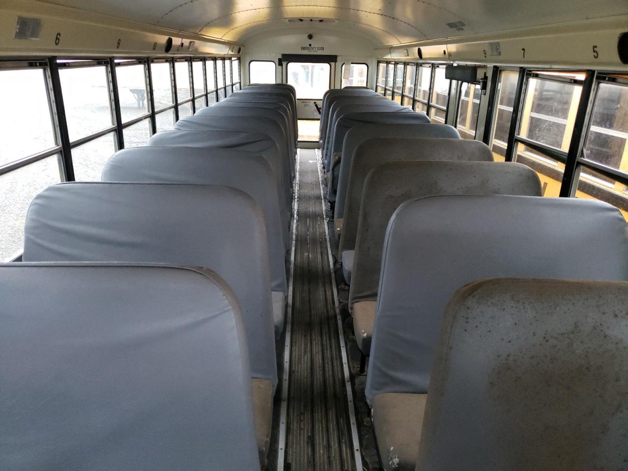 2009 IC CORPORATION CE SERIES