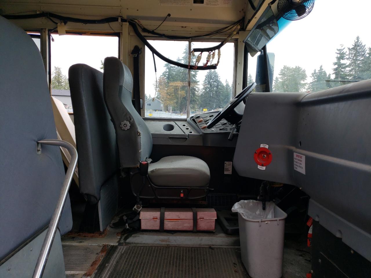 2009 IC CORPORATION CE SERIES