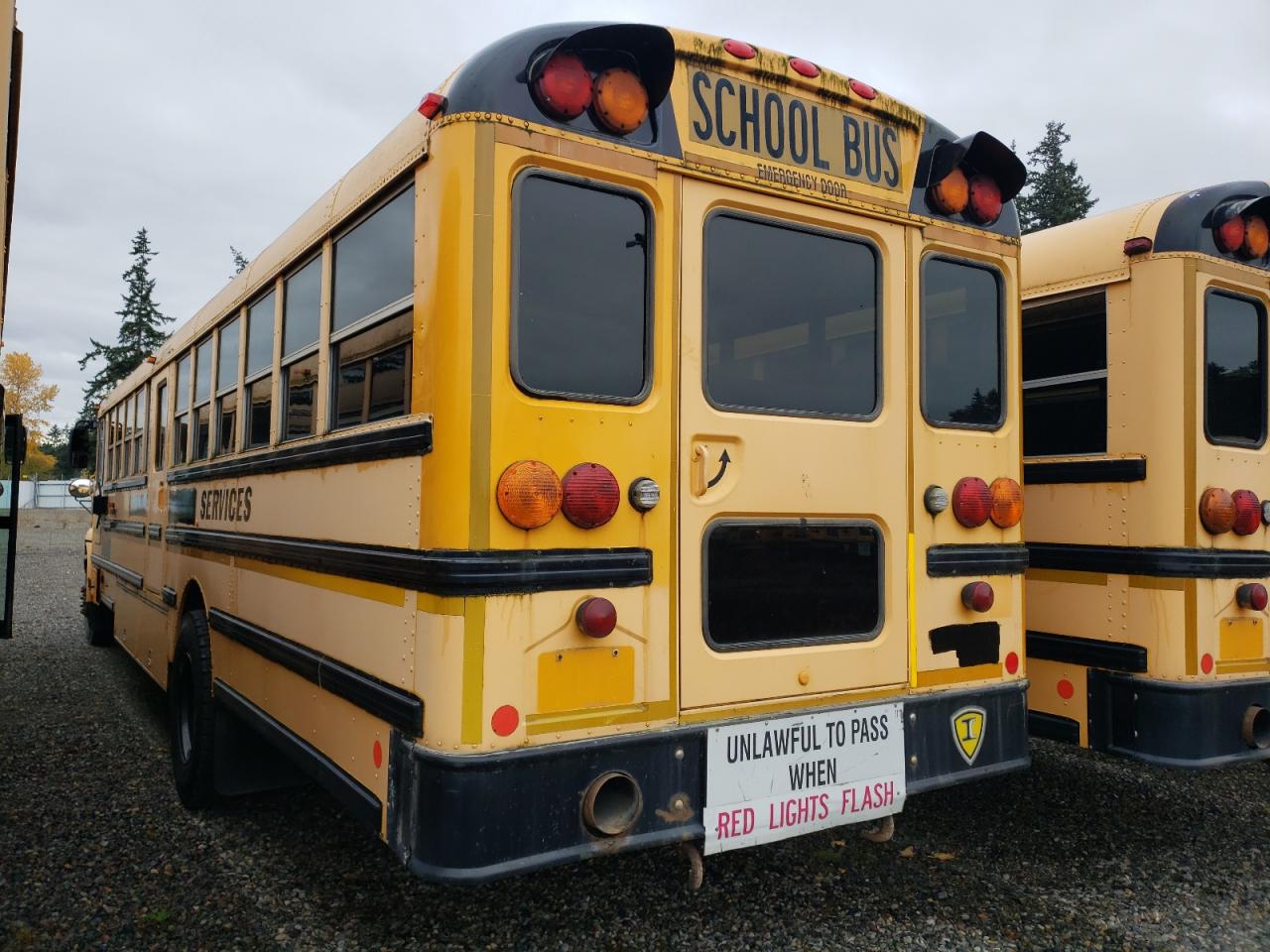 2009 IC CORPORATION CE SERIES