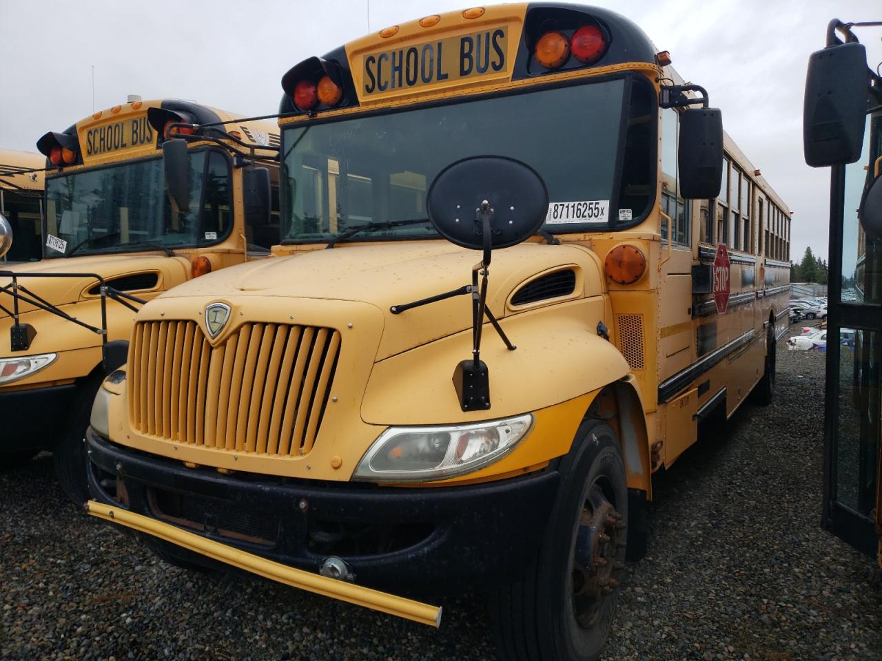2009 IC CORPORATION CE SERIES
