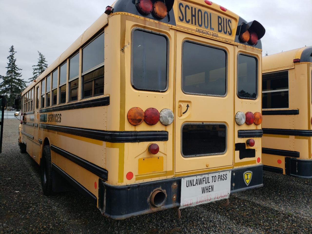 2009 IC CORPORATION CE SERIES