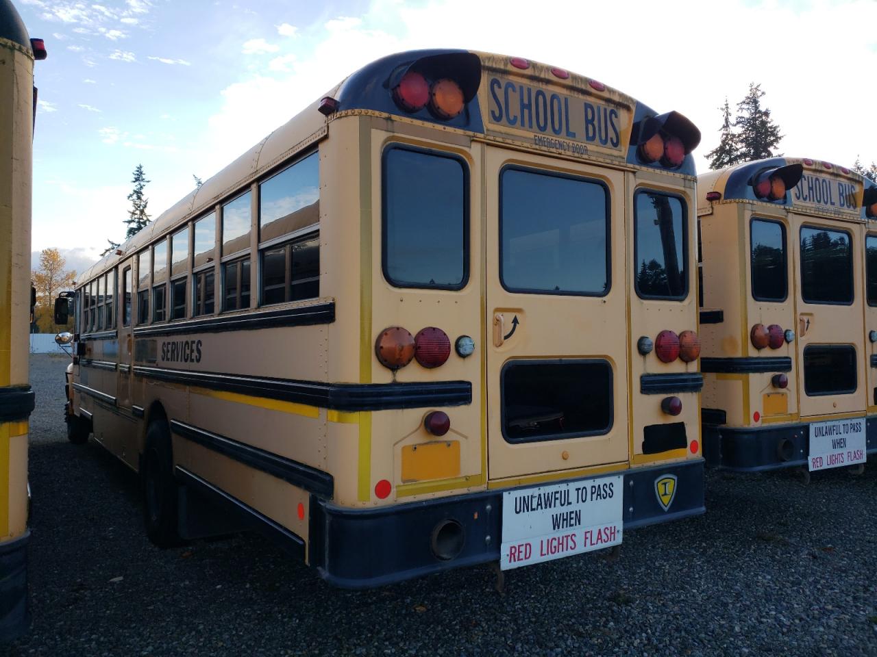 2009 IC CORPORATION CE SERIES