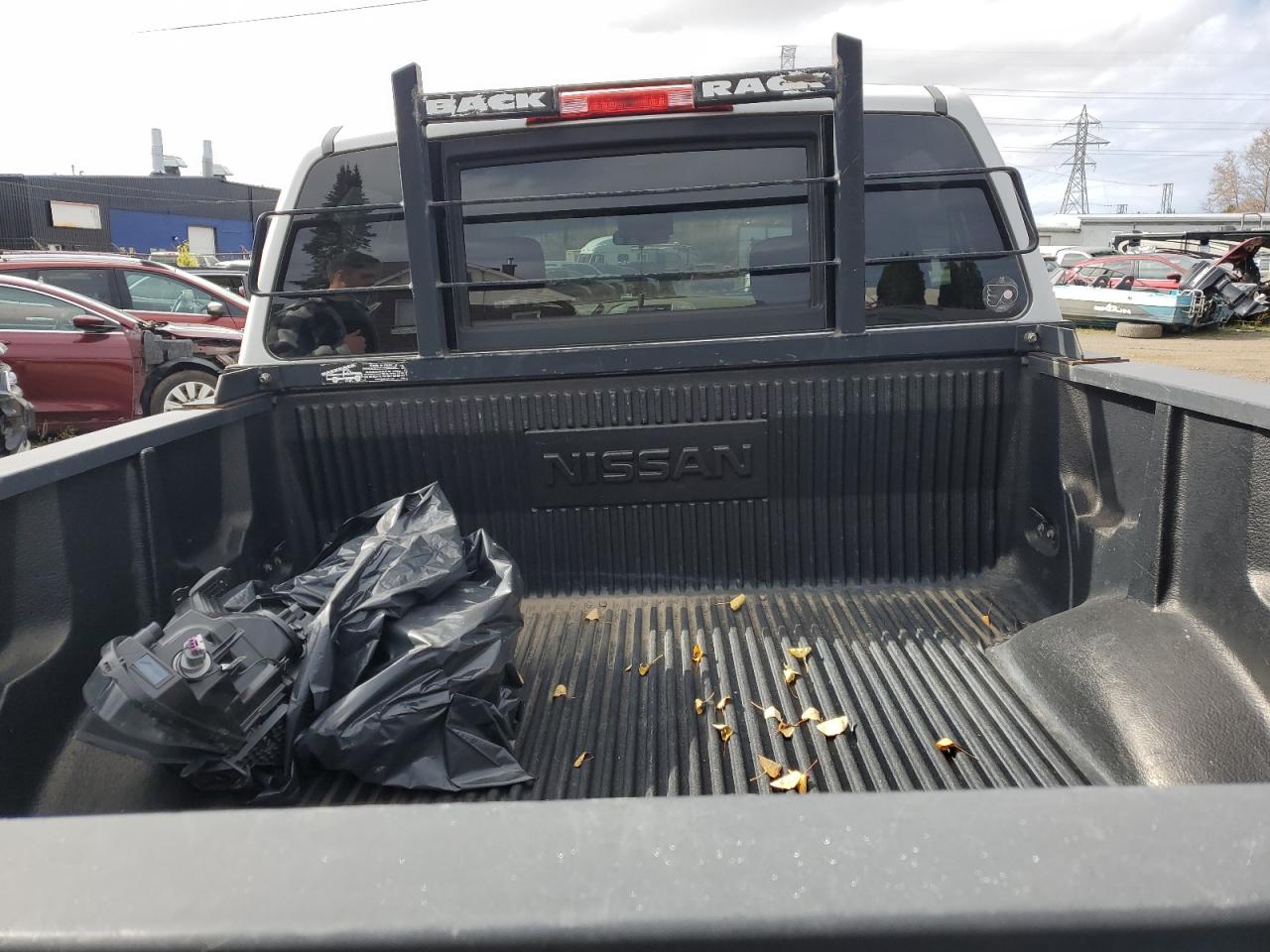 2011 NISSAN TITAN
