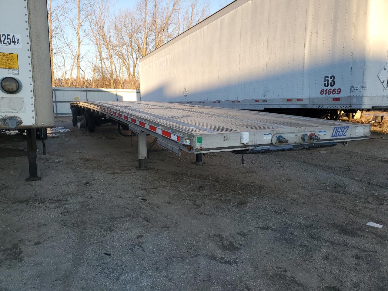 2020 EAST FLATBED