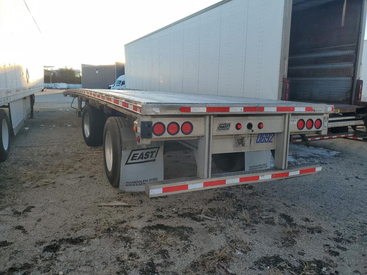 2020 EAST FLATBED