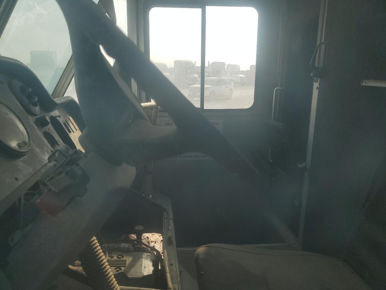 2004 FREIGHTLINER ALL OTHER