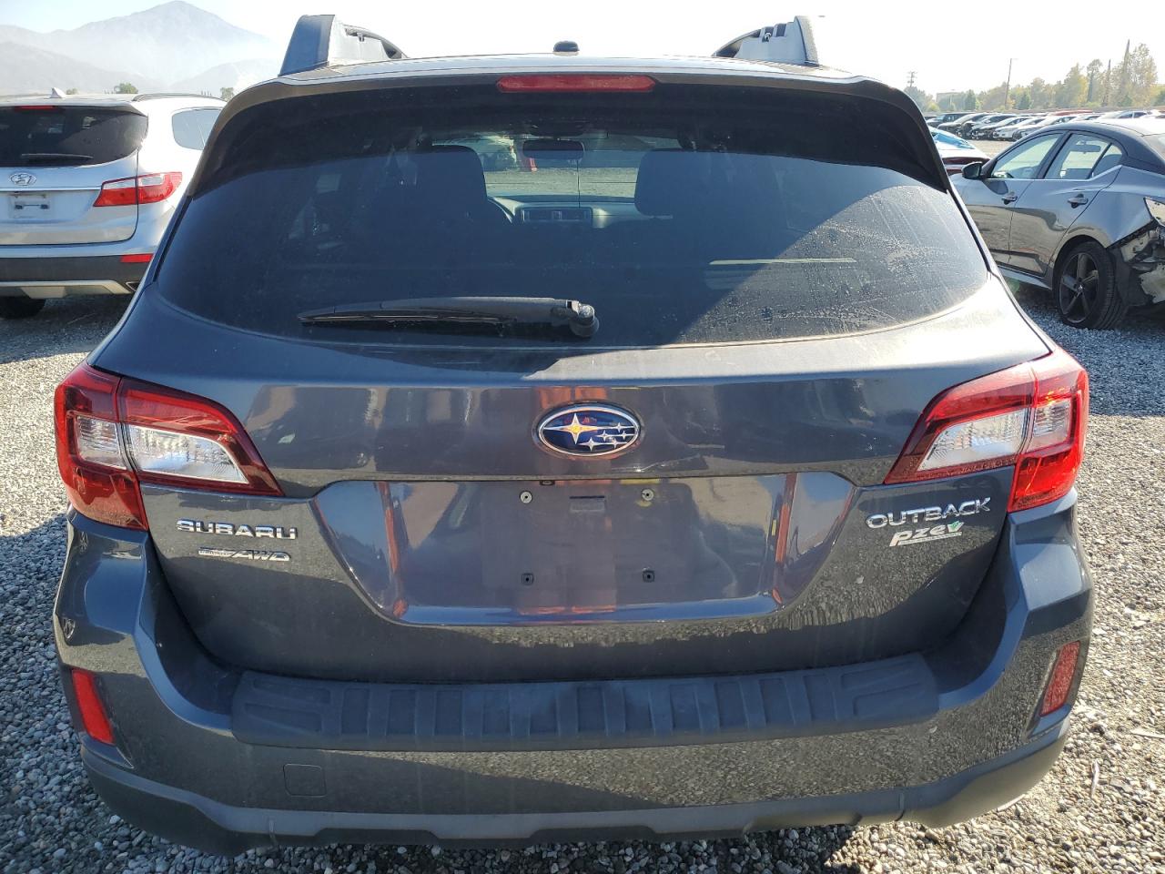 2015 SUBARU OUTBACK