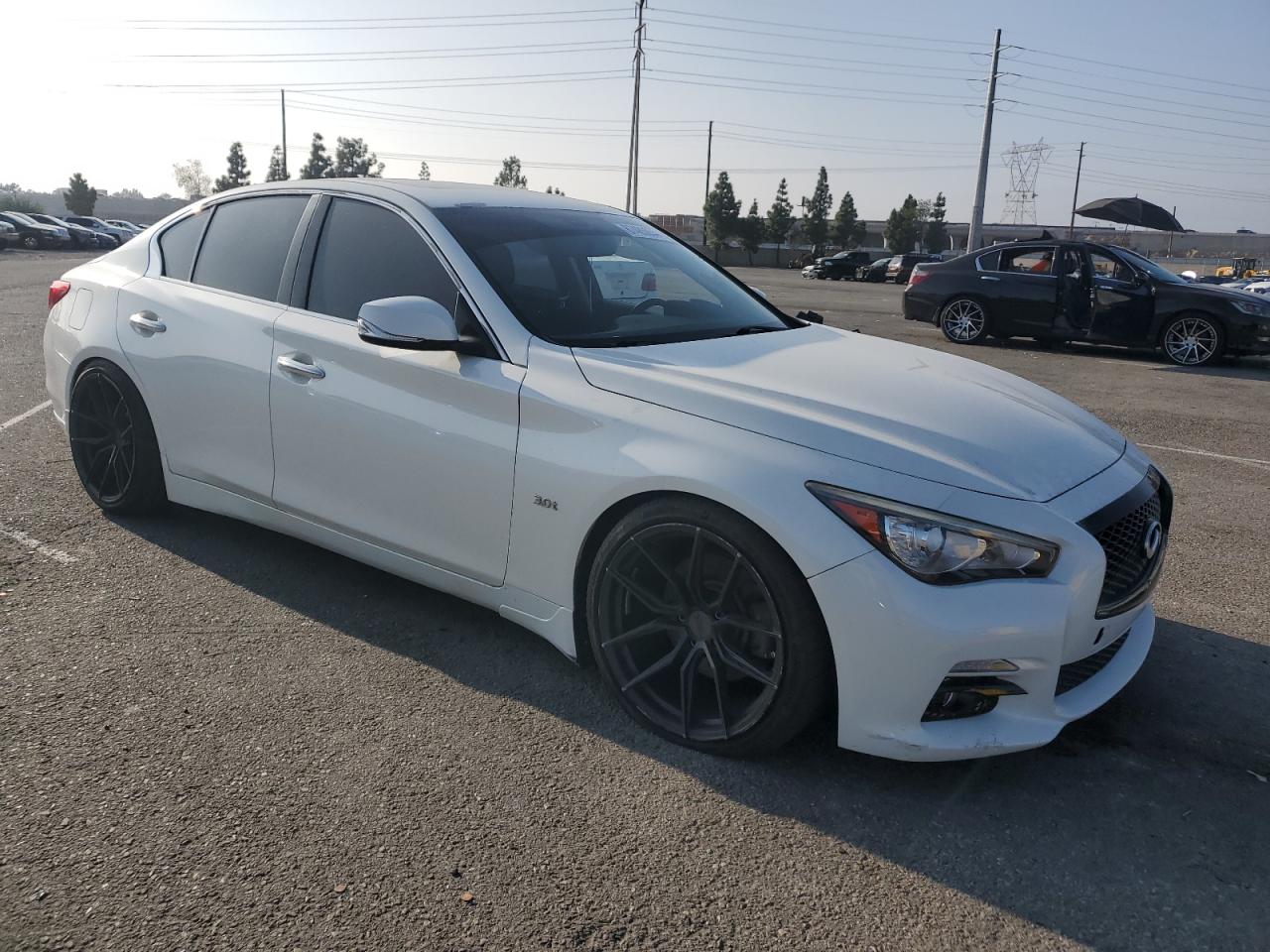 2017 INFINITI Q50