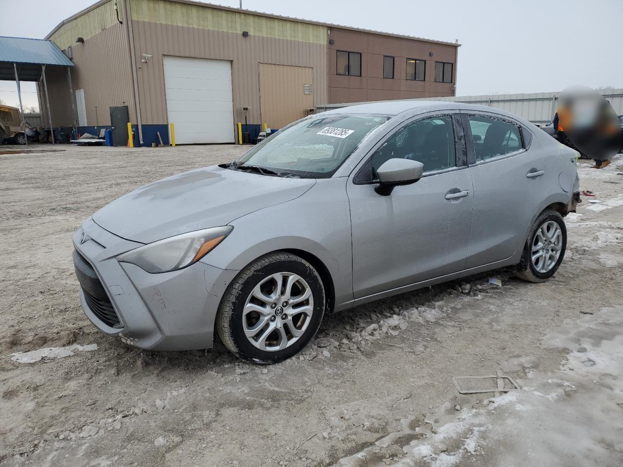 2016 TOYOTA SCION