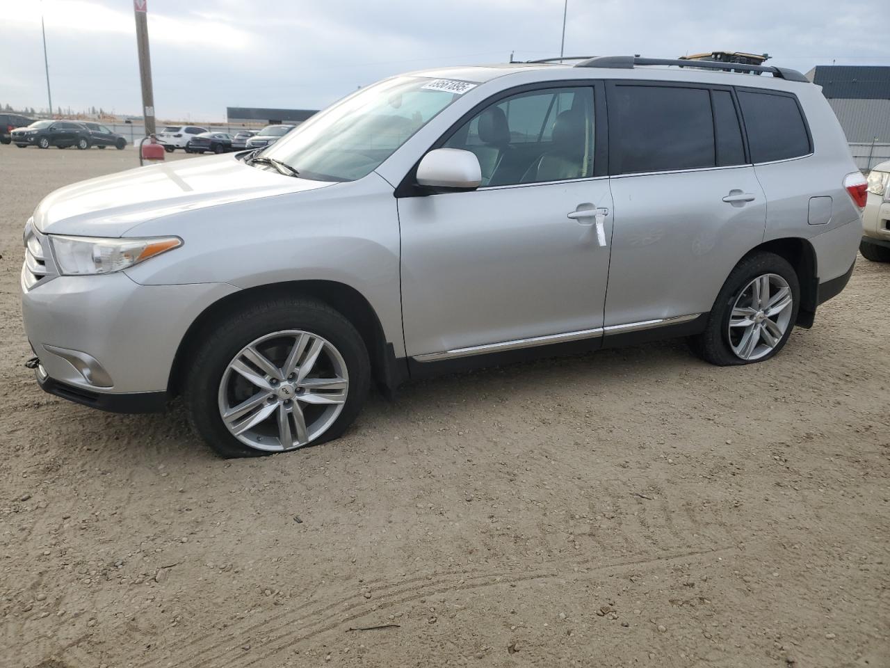 2011 TOYOTA HIGHLANDER