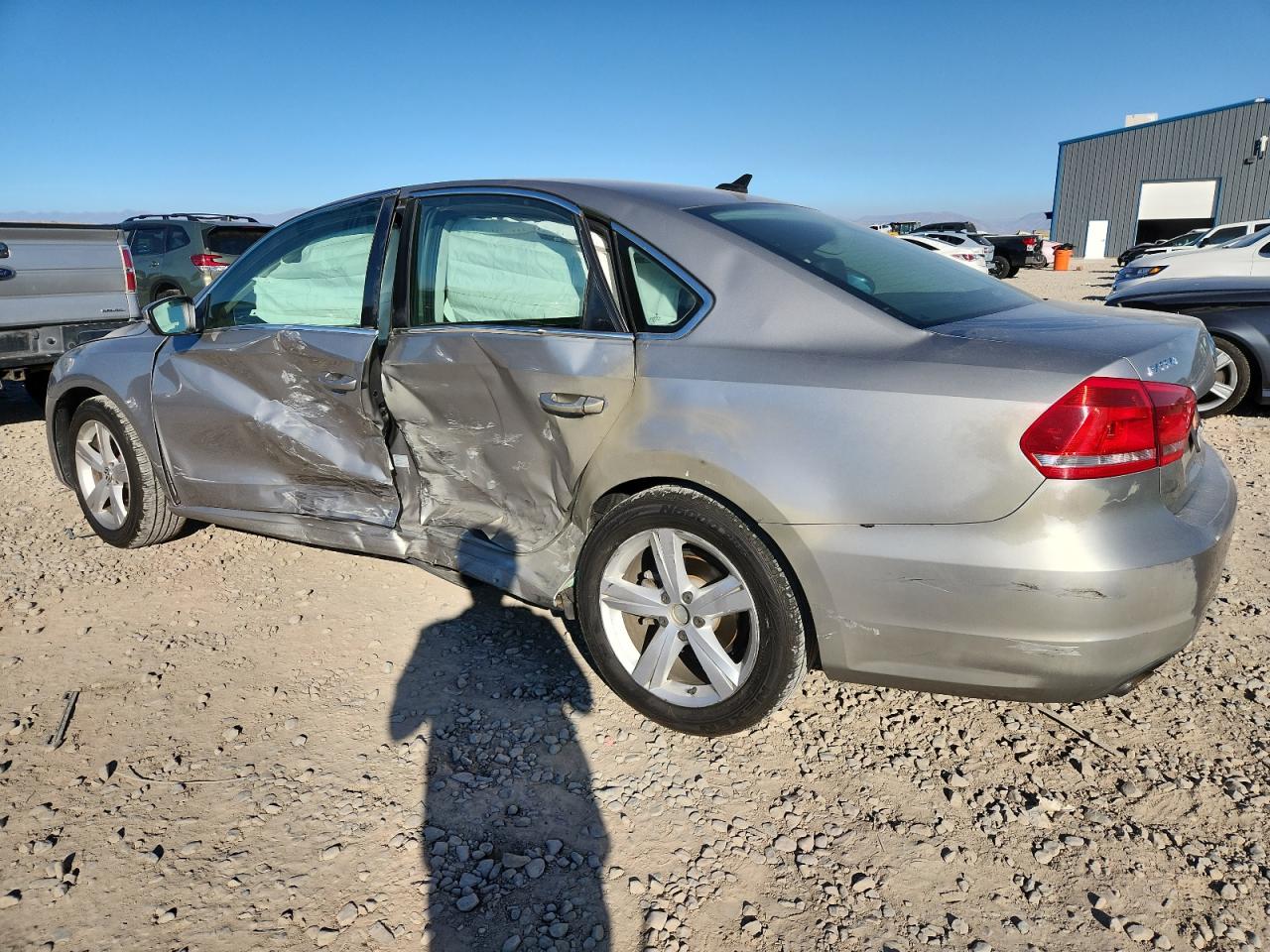 2013 VOLKSWAGEN PASSAT