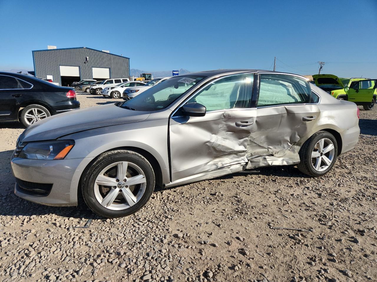 2013 VOLKSWAGEN PASSAT