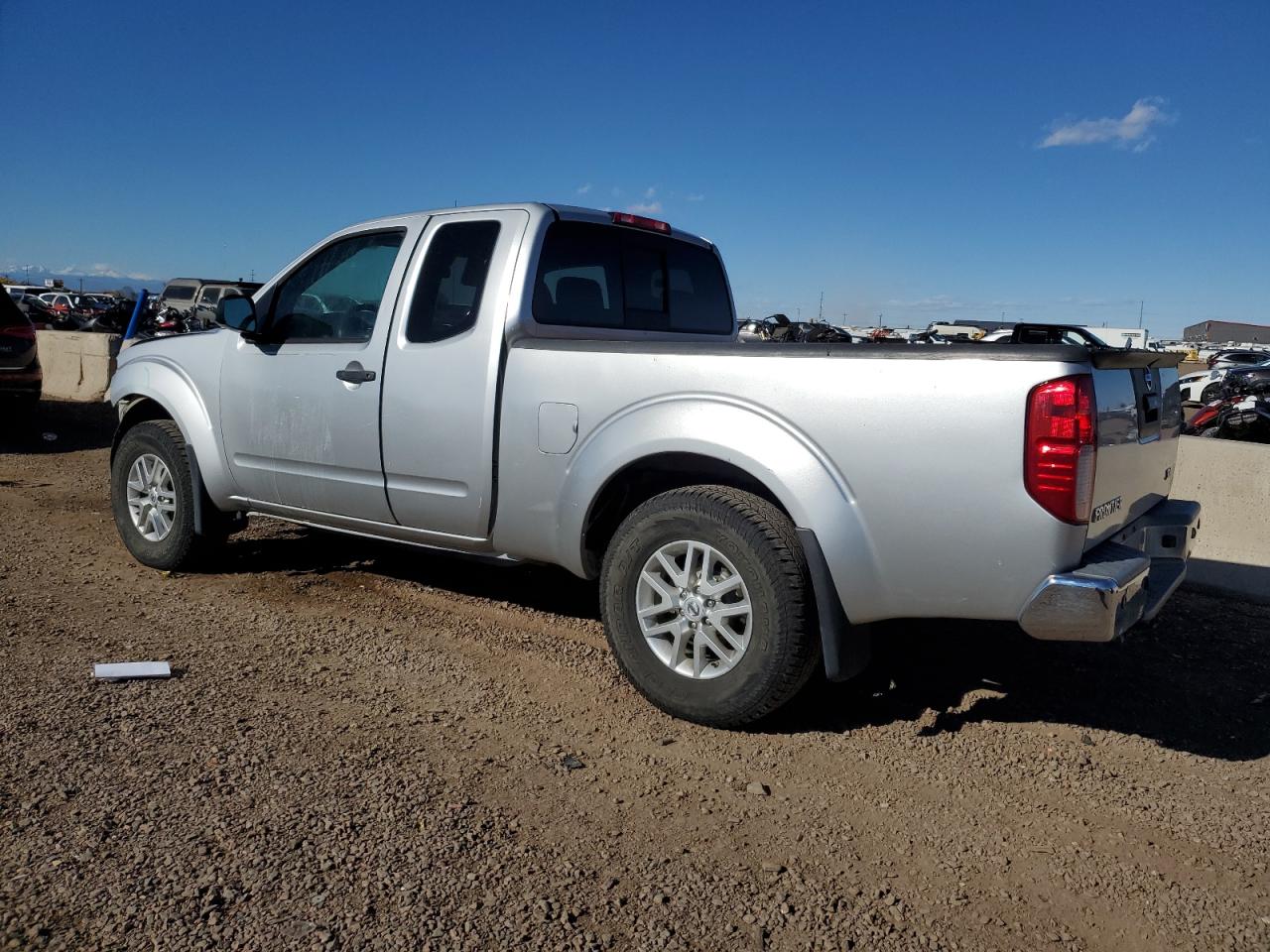 2017 NISSAN FRONTIER