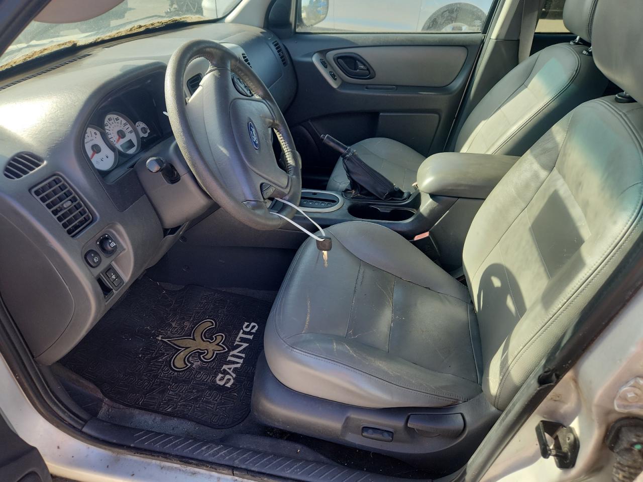 2006 FORD ESCAPE