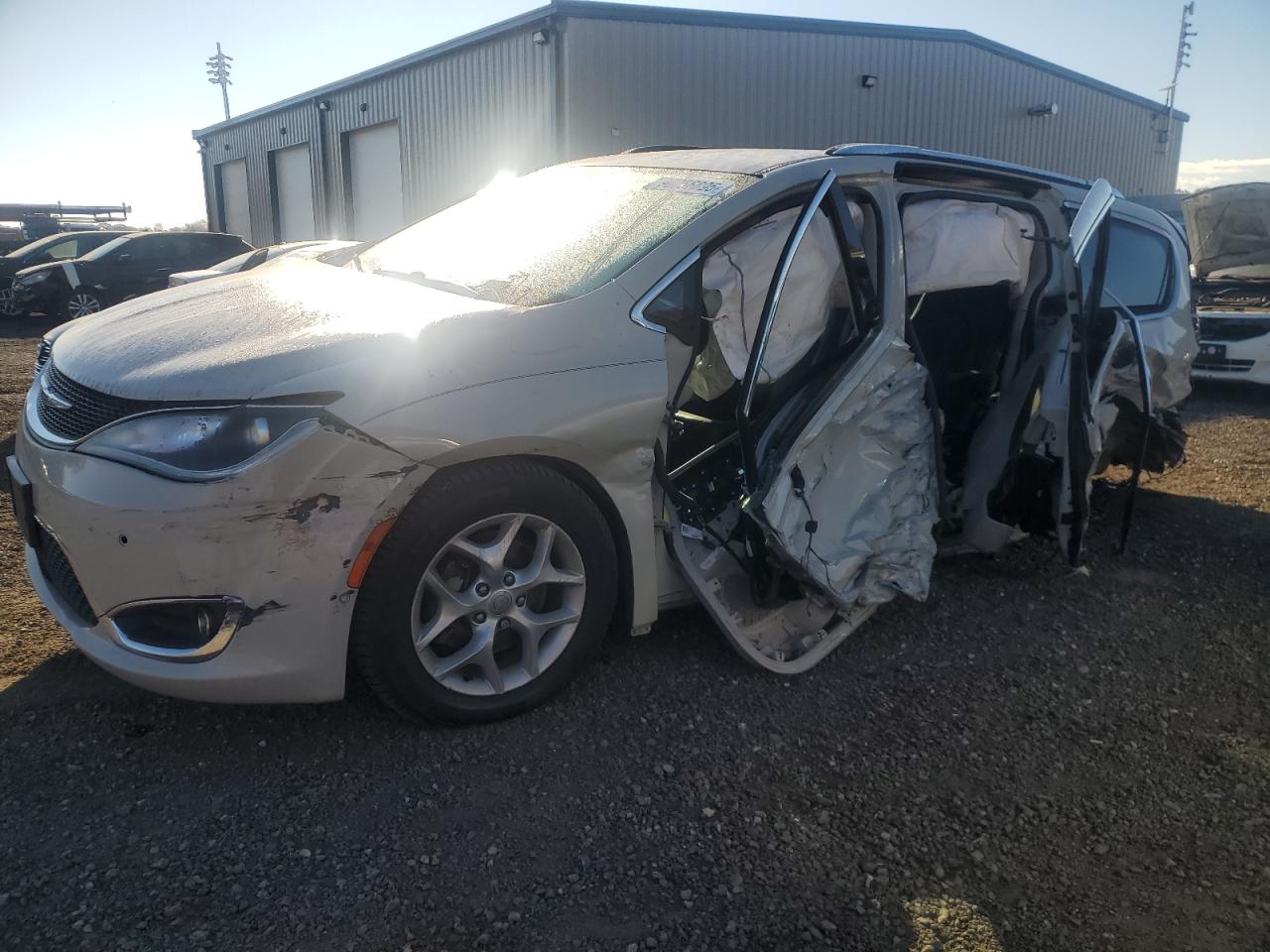 2017 CHRYSLER PACIFICA