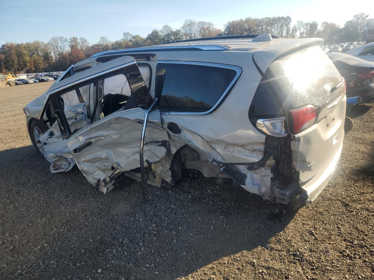 2017 CHRYSLER PACIFICA