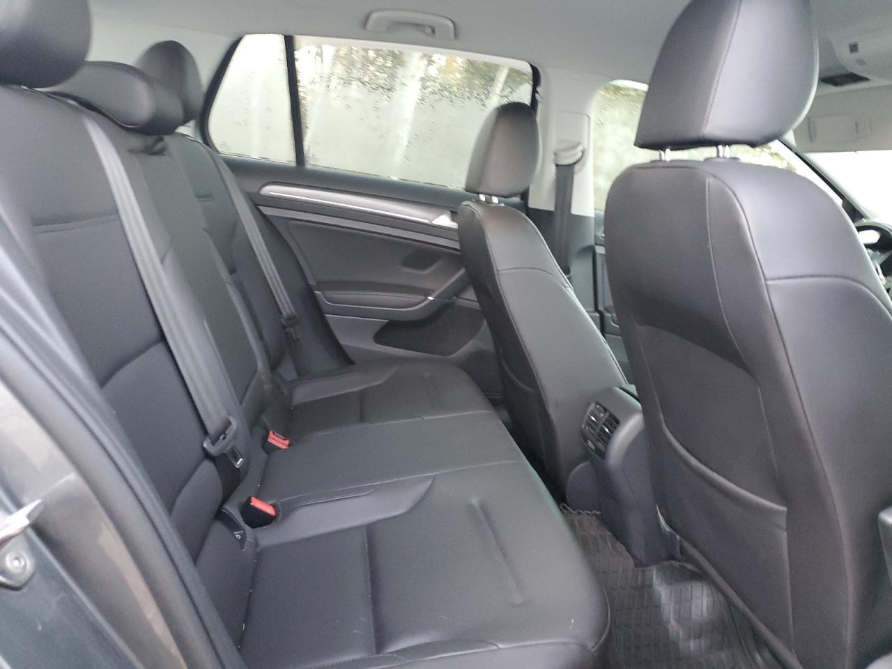 2018 VOLKSWAGEN GOLF