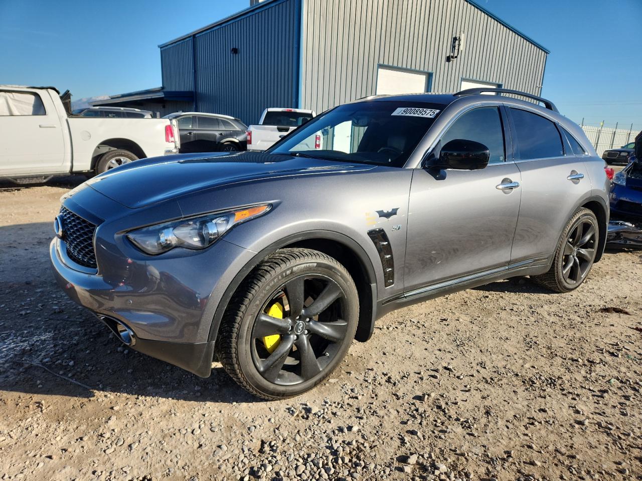 2017 INFINITI QX70