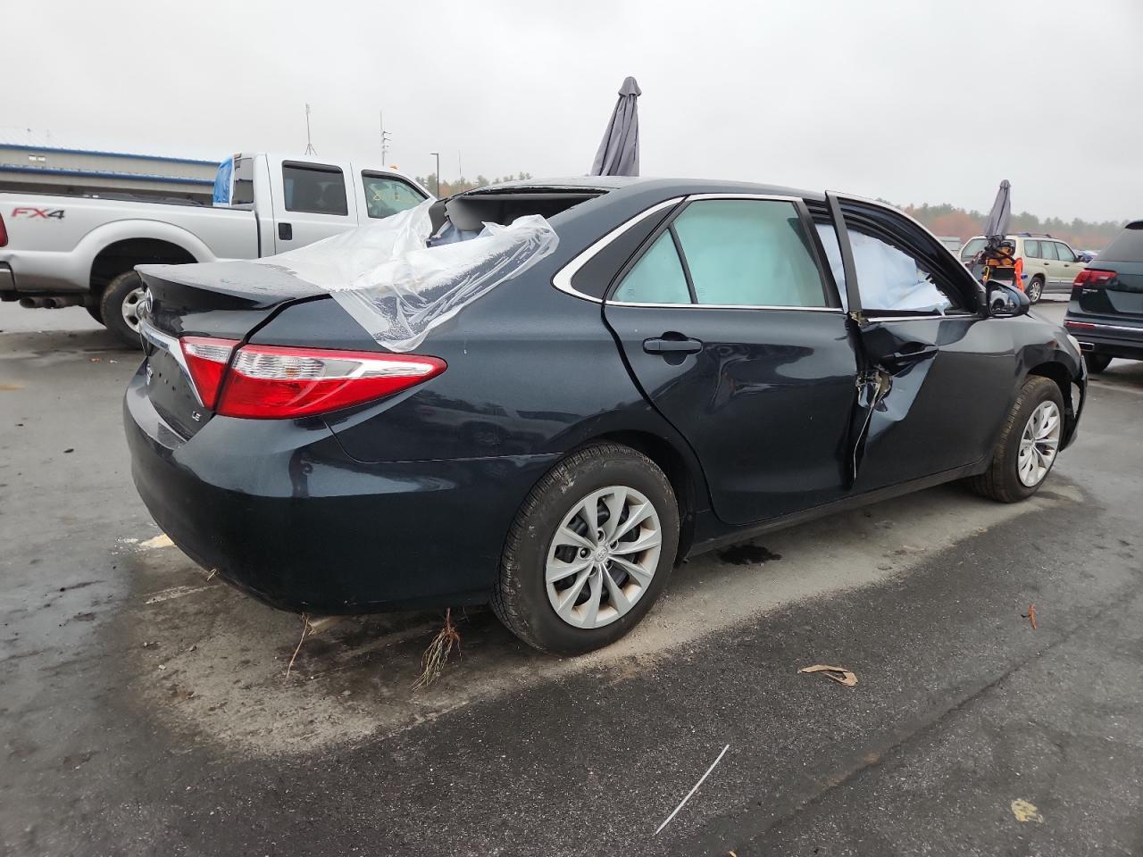 2015 TOYOTA CAMRY