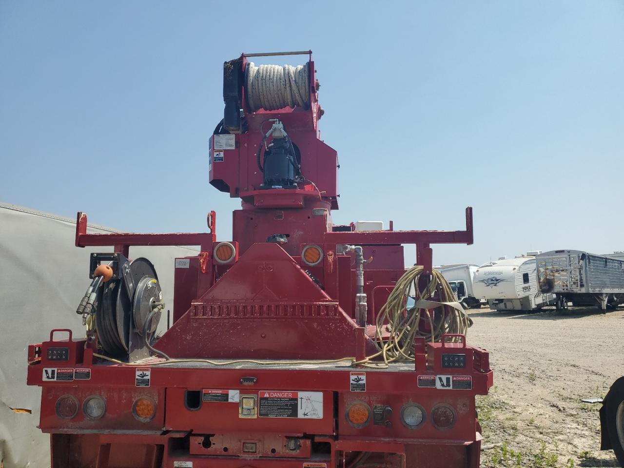 2023 INTERNATIONAL HV607