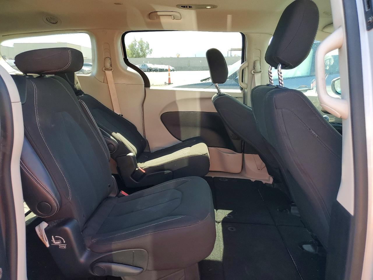 2023 CHRYSLER MINIVAN