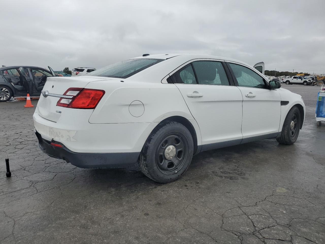2016 FORD TAURUS