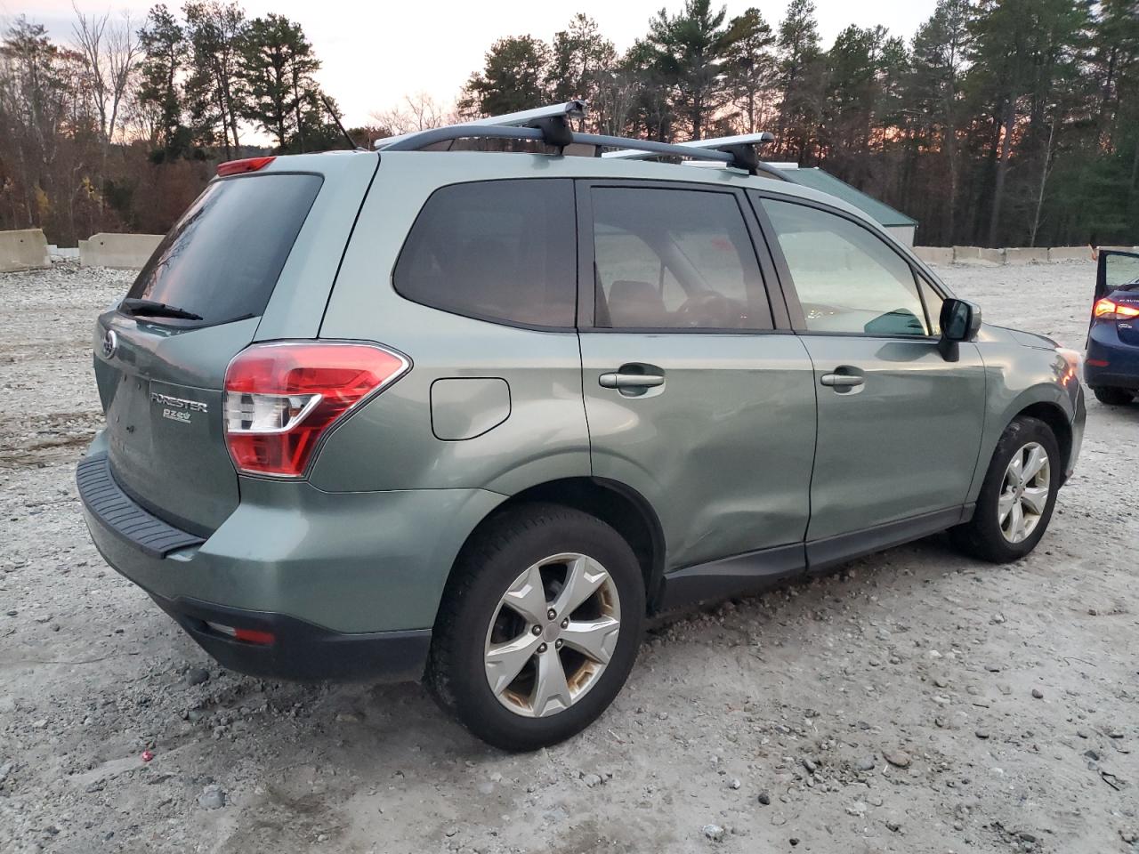 2015 SUBARU FORESTER