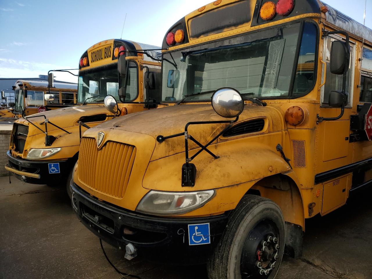 2013 IC CORPORATION CE SERIES