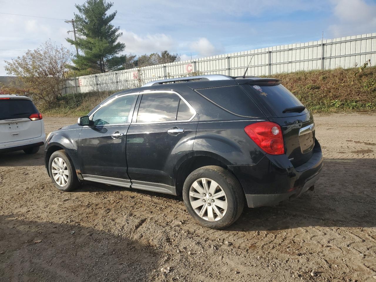 2011 CHEVROLET EQUINOX
