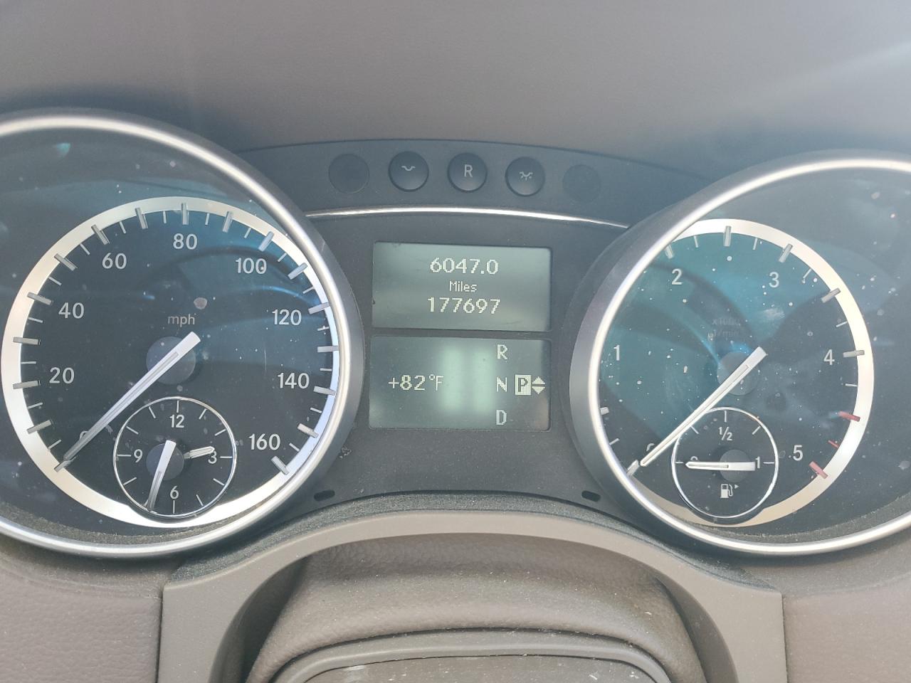 2010 MERCEDES-BENZ GL-CLASS