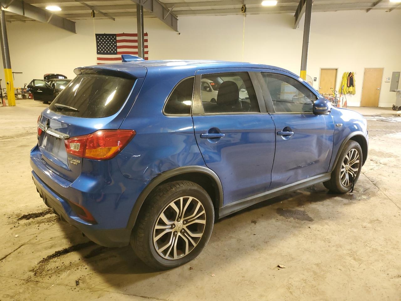 2018 MITSUBISHI OUTLANDER