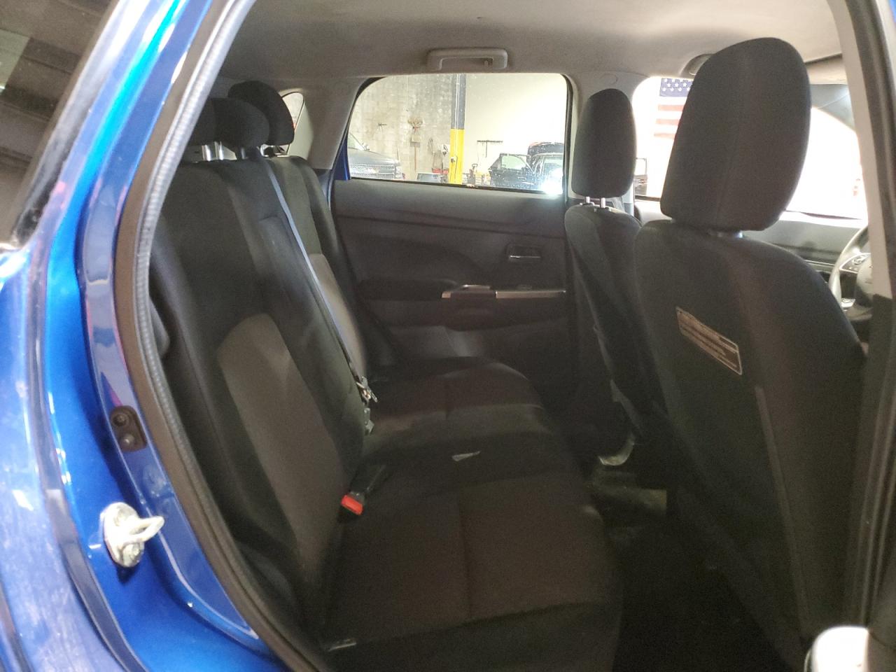 2018 MITSUBISHI OUTLANDER
