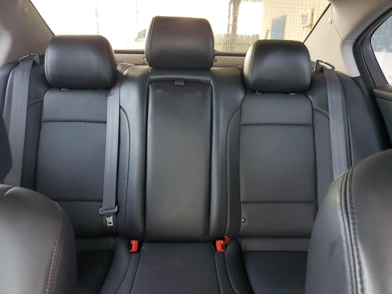 2012 HYUNDAI GENESIS