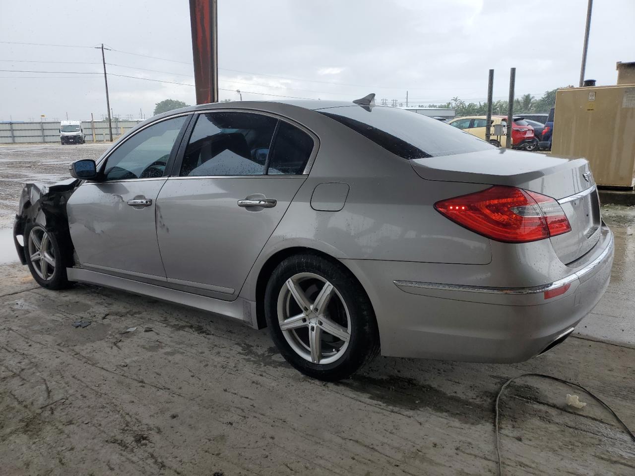 2012 HYUNDAI GENESIS