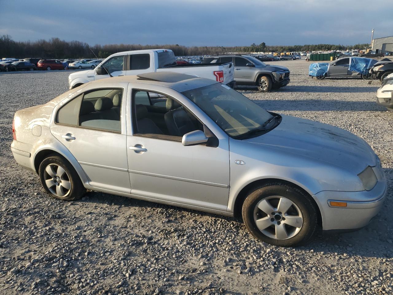 2005 VOLKSWAGEN JETTA