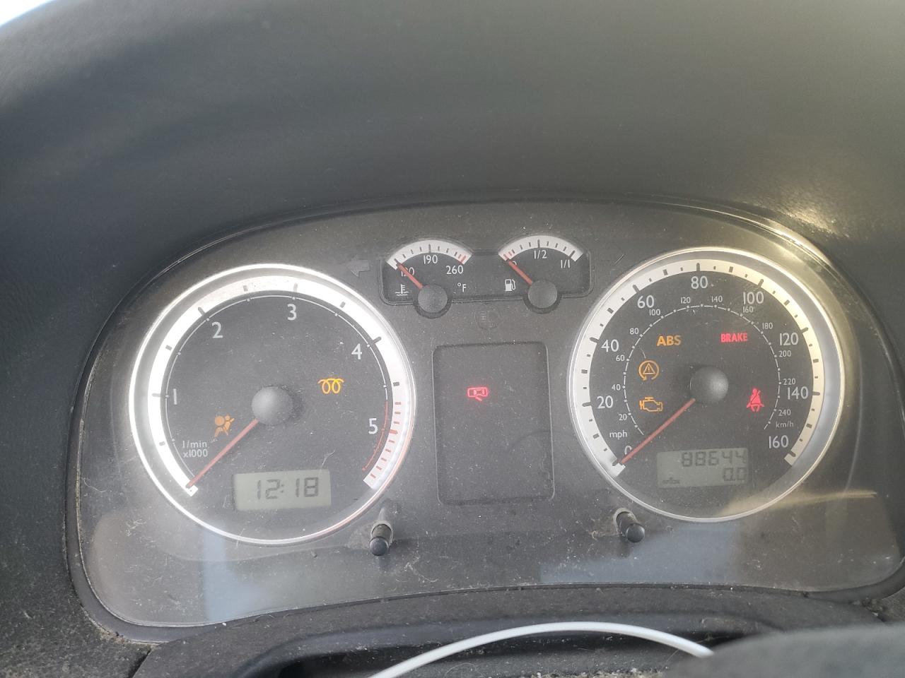 2005 VOLKSWAGEN JETTA
