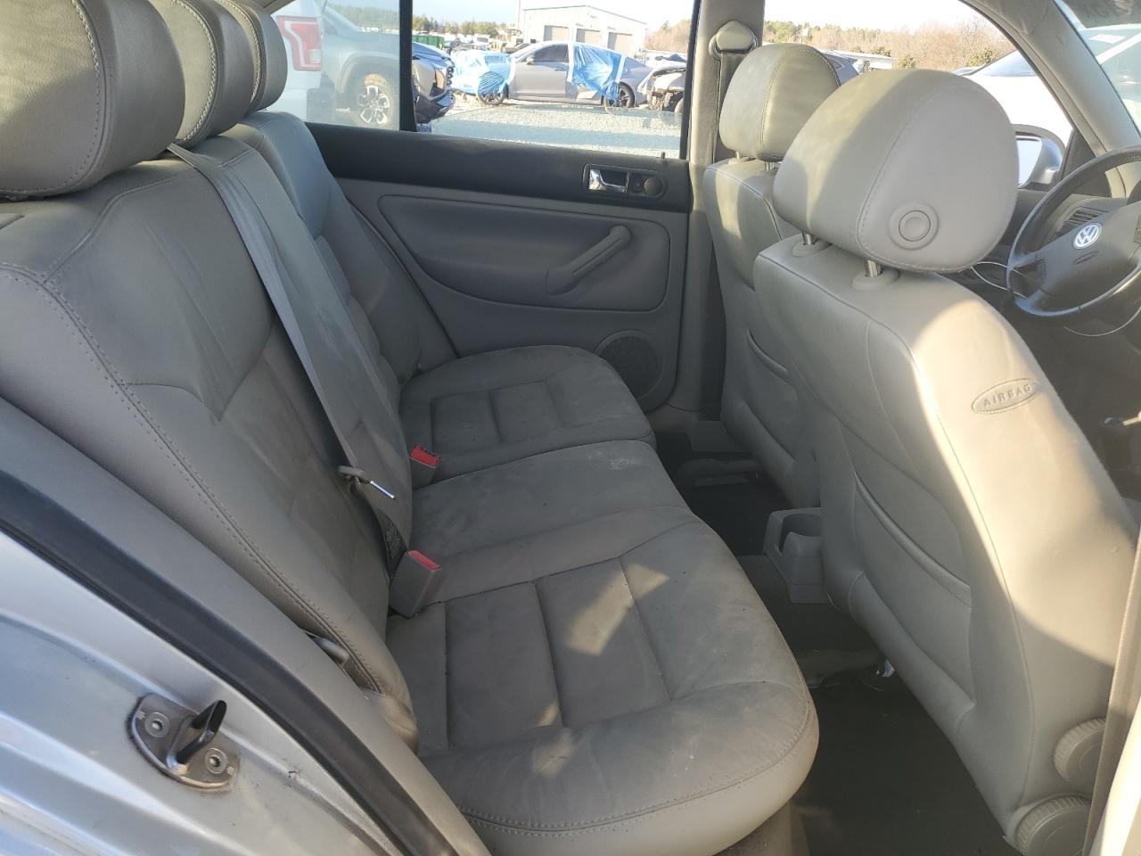 2005 VOLKSWAGEN JETTA