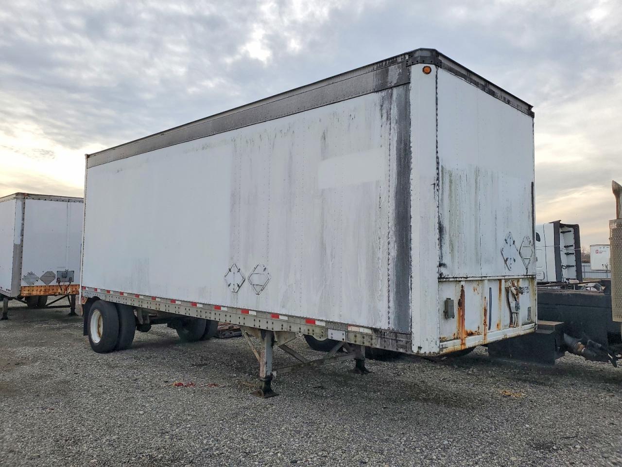 1990 MVWE TRAILER