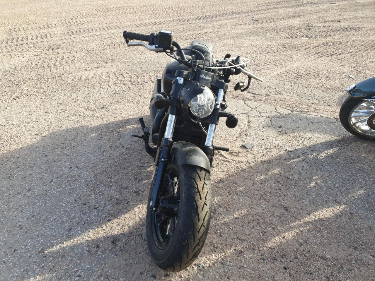 2025 INDIAN MOTORCYCLE CO. MOTORCYCLE