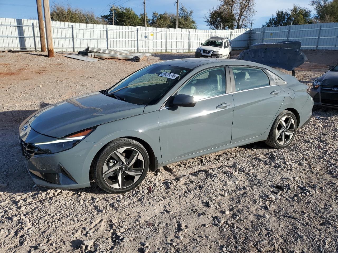 2022 HYUNDAI ELANTRA