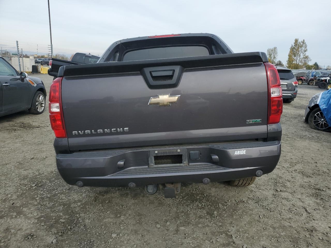 2011 CHEVROLET AVALANCHE